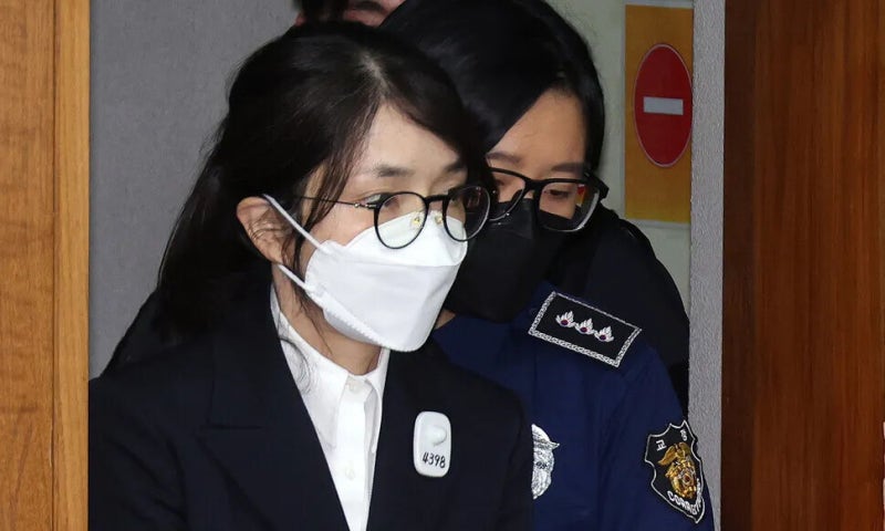 ‘매관매직’ 김건희 2심 징역 5년으로 감형…‘바쉐론 시계’ 등 무죄