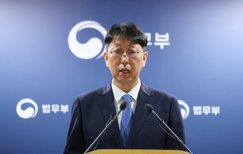 공소청, 검사 1900명으로 출범…향후 결원 충원 않고 더 줄인다