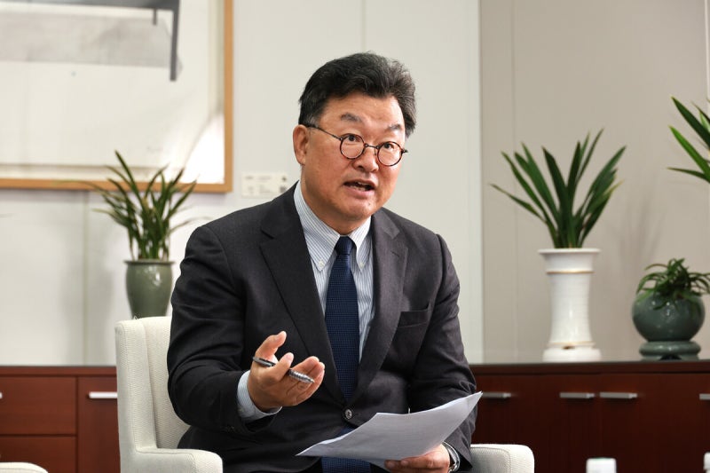 “한국, 동맹 의존·몰입 벗어나 자강 중심 국제연대 고민해야”