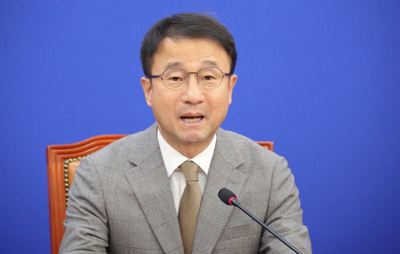민주, <b>초광역특구법</b> 2개 <b>발의</b>한다…주 52시간 특례 포함·미포함