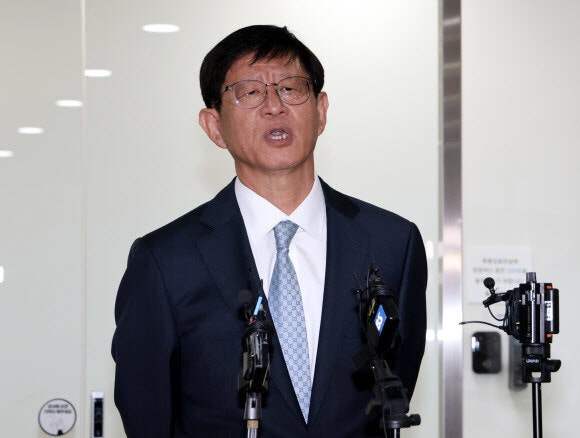 <b>최길수</b> 특별감찰관 “정치적 <b>중립</b>·독립성 <b>견지</b>…공정성 시비 휘말리지...