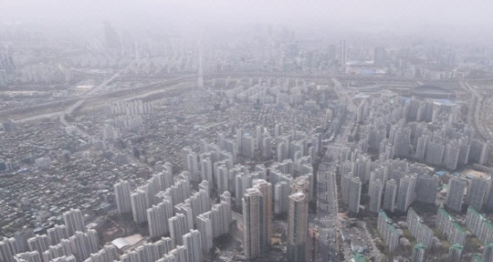 청약시장 온기에 급증한 4월 분양물량…서울은 완판·지방은 미분양 우려