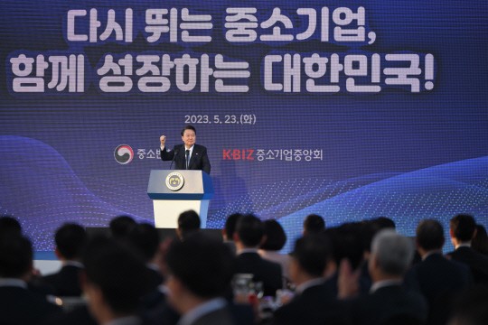 노란봉투법 직회부에 고심 깊어지는 尹대통령…3번째 거부권행사하나