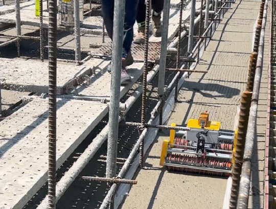 포스코이앤씨·아이티원, 콘크리트 시공 로봇 개발