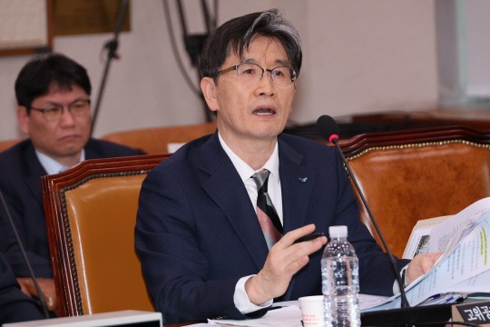 <b>오동운</b> "적법절차 전혀 위반안해"... <b>사퇴</b> 요구 사실상 거부