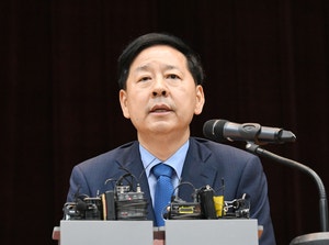 <b>구윤철 경제부총리</b> 후보자 “<b>경제대혁신</b>, 주식회사 대한민국 건설”