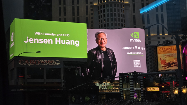 미 라스베이거스 한 호텔 옥외 간판에 4일(현지시간) 젠슨 황 엔비디아 최고경영자(CEO)가 5일 진행하는 특별 연설 이미지가 내걸어져 있다.장우진 기자