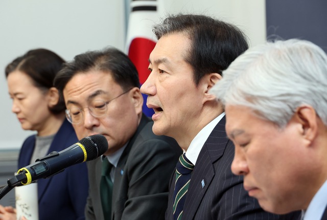 조국혁신당 조국 대표가 2일 국회에서 열린 최고위원회의에서 발언하고 있다. [연합뉴스]