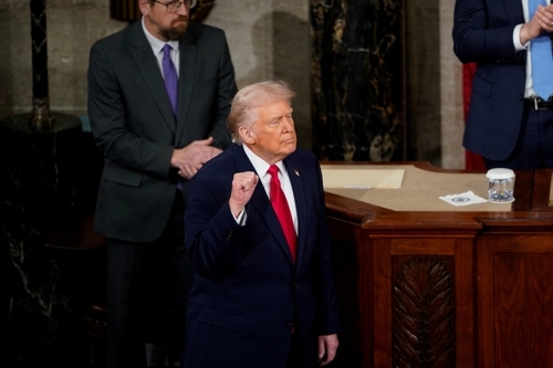 도널드 트럼프, 미국 대통령, 국정연설, CNN 여론조사, SSRS 조사, 긍정 평가 64%