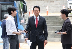 [속보] 김건희특검, 오세훈에 ‘여론조사비 대납 의혹’ 징역 1년6개월 구형