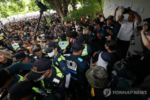 [속보] ‘투표지 부족 사태’ 관련 67개 ‘가짜뉴스’ 계정 경찰 수사