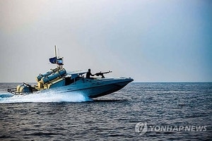 이란 혁수대 측 “호르무즈 재개방 동의 안했다, 계속 봉쇄” 美 적대 탓