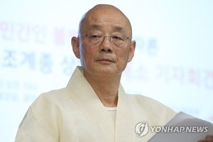 [속보]<b>봉은사</b> 전 주지 명진스님 다이빙 연습 중 사고사…서귀포서 해양...