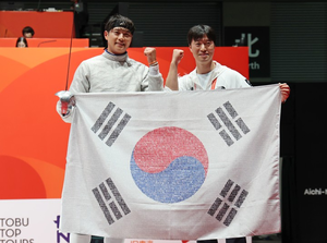 펜싱 <b>오상욱</b>, 남자 사브르 개인전 2회 연속 ‘<b>금메달</b>’