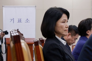 “이해충돌” vs “다수의 횡포”…과방위, <b>이진숙</b> 방통위 <b>국감 제척안</b>...