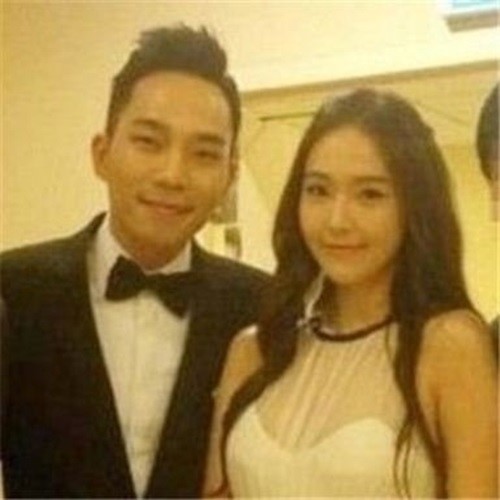 타일러권, <b>제시카 결혼설 부인</b> "나는 올해와 내년 등 조만간 결혼할 계...