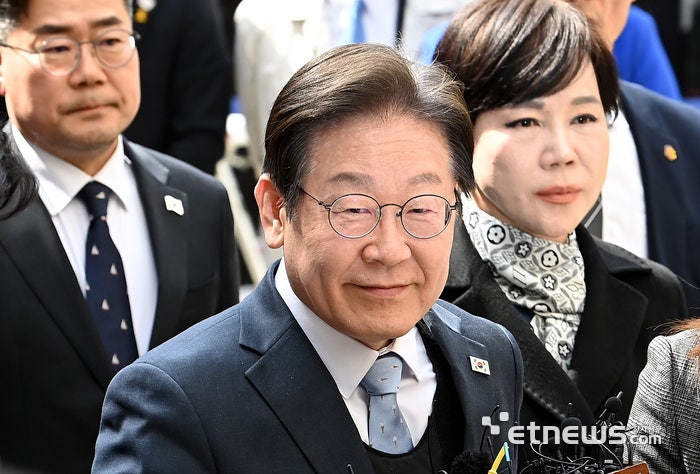 <b>이재명</b>, 공직선거법 2심 '<b>무죄</b>'