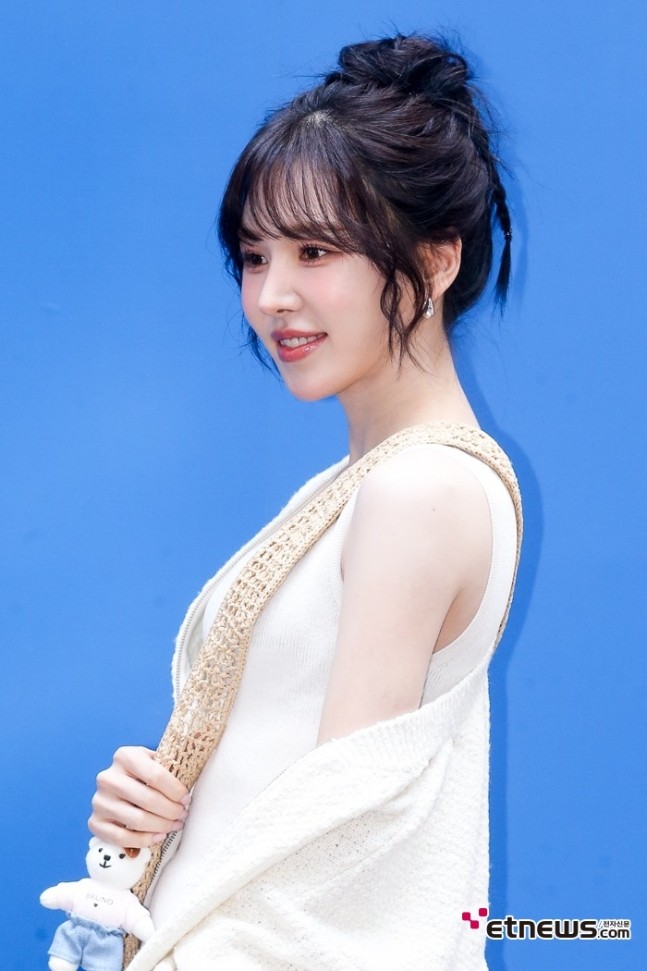 Article thumbnail for Red Velvet's Wendy Shines Again with Her Generous Donation to Wildfire Victims