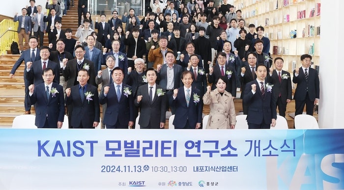 0003370188_001_20251113230113509.jpg?type=w800