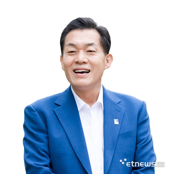 0003370491_001_20251115173311024.jpg?type=w800