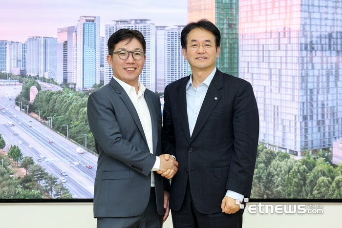 0003371115_001_20251117224513181.jpg?type=w800