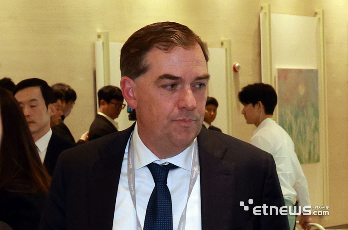 지난 10월 29일 맷 가먼 아마존웹서비스(AWS) 최고경영자(CEO)가 경북 경주예술의전당에서 열린 아시아태평양경제협력체(APEC) 정상회의 최고경영자(CEO) 서밋' 행사에 참석하고 있다.[사진= 전자신문 DB