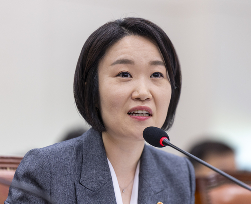 이소영 중소벤처기업부 장관.