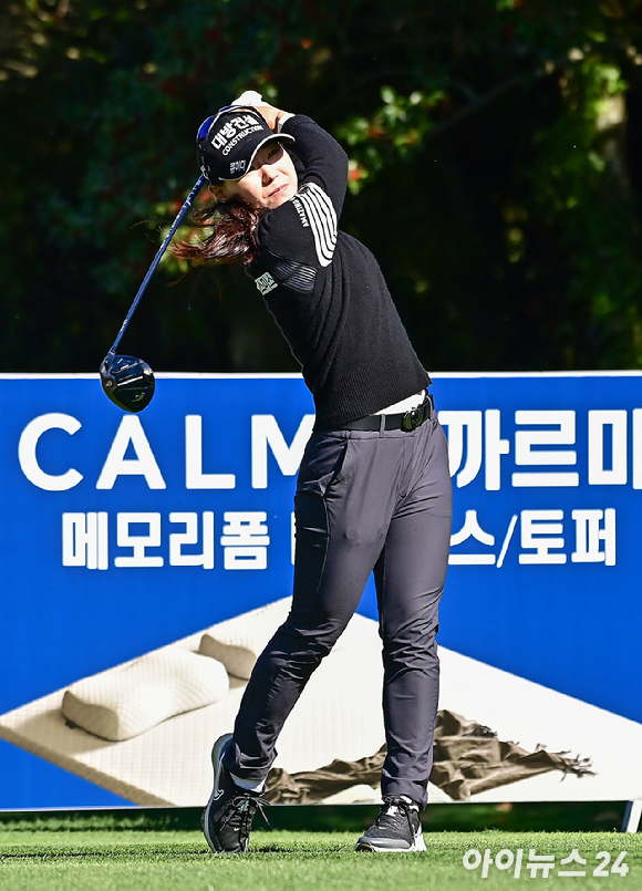 <b>이소미</b>·<b>임진희</b>·성유진·장효준 LPGA 투어 뛴다 Q시리즈 통과