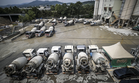 얼마나 더 뛸까…원자재값도 고공행진