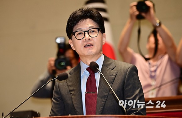 與 사무총장, '친윤' <b>정점식 사퇴</b> 요구…韓 '최후통첩'