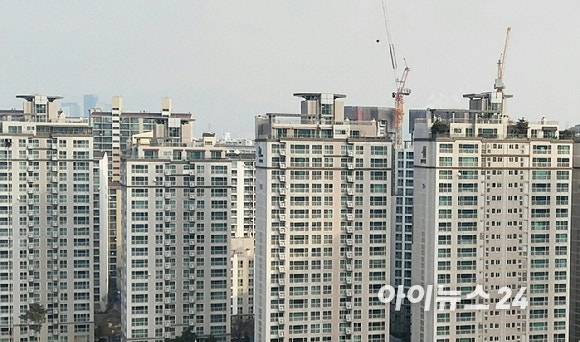 다 같은 집주인 아니네…집주인끼리도 '빈부격차' 커져