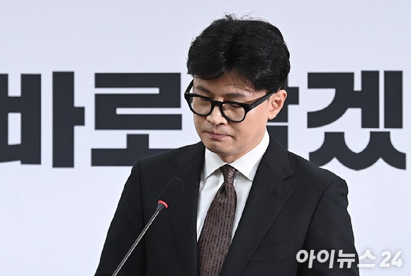 <b>김상욱</b> "<b>한동훈</b>, 다음 주부터 움직일 수도⋯조기<b>대선</b> 반드시 해야"