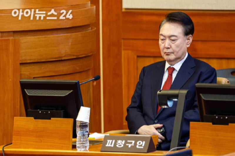[종합] 尹, <b>탄핵</b> 선고 불출석…경찰, 당일 '갑호비상'