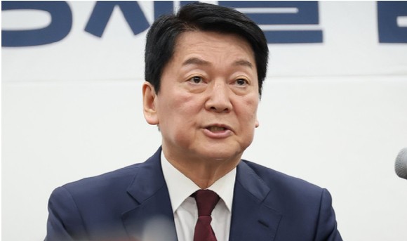 <b>안철수</b>, 김·한·홍에 "尹 <b>탄핵</b> 사과·<b>개헌</b> 약속" 제안