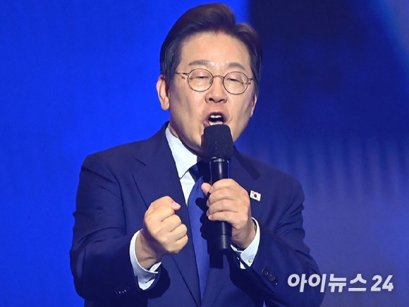 '이재명 48.5% vs 김문수 13.4%'…홍준표 10.2%·한동훈 9.7%·이준석 4.4% [리얼미터]