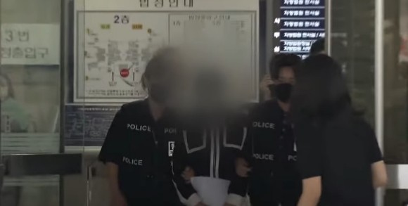 쯔양을 협박해 돈을 뜯어낸 혐의를 받는 A씨 [사진=JTBC 뉴스 캡쳐]