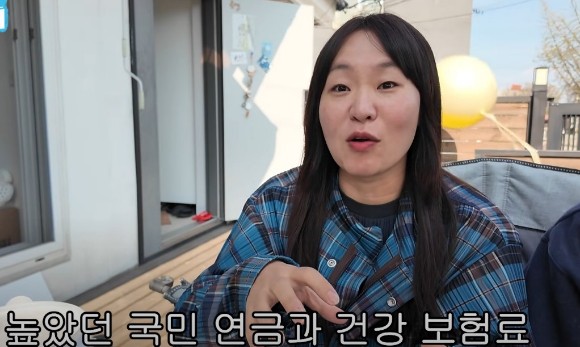 개그우먼 정주리가 임신 중에는 수입이 없는데 건강보험료 폭탄을 맞아 울었다는 경험을 전했다.[사진=밉지않은 관종언니 유튜브]