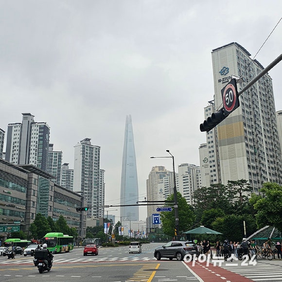 [현장] 지금 주담대 신청해야죠…대출 옥죄자 '급당황'