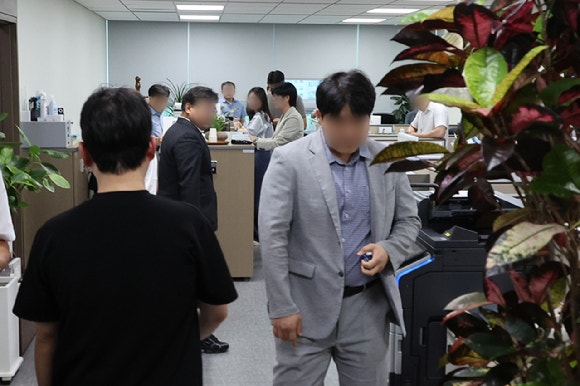 김건희 특검, 김선교 '출금' 이어 <b>윤상현 압수수색</b>…국힘 "<b>정치보복</b>"