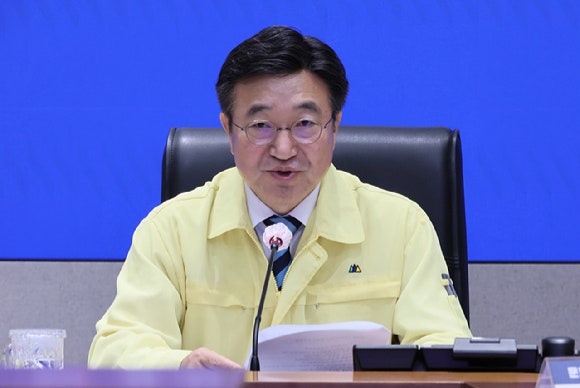 <b>윤호중 장관</b>, 국정자원 화재 <b>복구</b> 점검