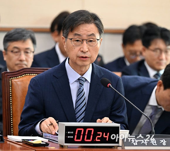 [포토] <b>답변</b>하는 <b>최재해 감사원장</b>