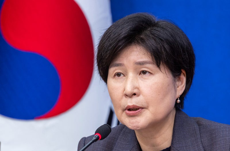 與, <b>대법관</b> '26명' <b>증원</b> 추진안 발표…李 대통령, 22명 임명