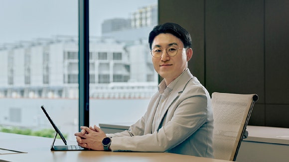 0000979069_001_20251107180106345.jpg?type=w800