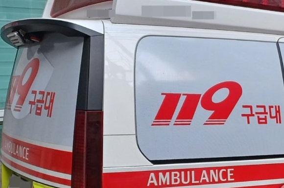 한 정신병원 측이 추락사고가 발생한 환자를 이송하기 위해 오던 119구급차를 돌려보내는 일이 발생했다.본 기사와 무관한 이미지.[사진=연합뉴스]