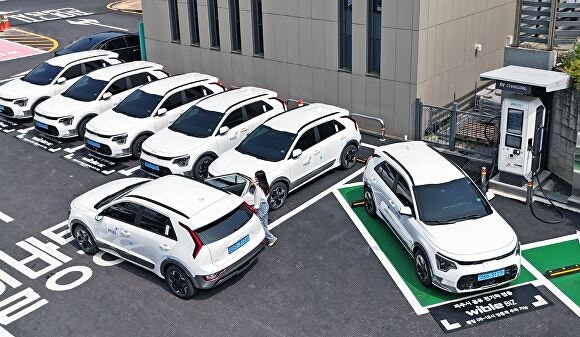 전기차로 바꾸면 지원금 100만원 추가…"악용 소지도"