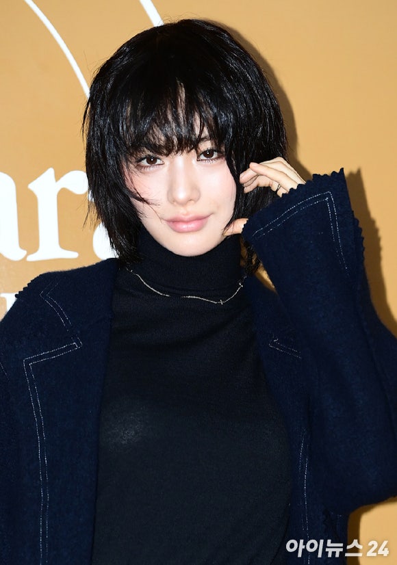 배우 나나가 지난 2024년 10월 30일 오후 서울 강남구 신사동 인근에서 열린 막스마라 재킷 서클 인 서울 팝업 포토콜 행사에 참석하고 있다.[사진=정소희 기자]