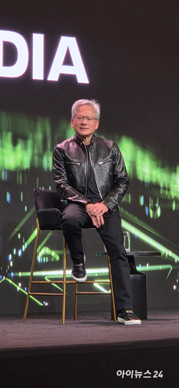 0106 현지시간 엔비디아 전시관 퐁텐블로 젠슨황 [사진=박지은 기자]
