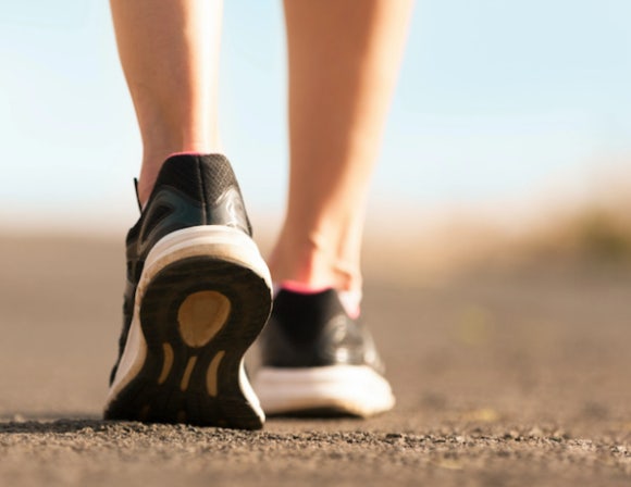 식후 15분 걷기로 혈당 관리를 할 수 있다.사진은 본 기사 내용과 무관.[사진=Vital Choice]