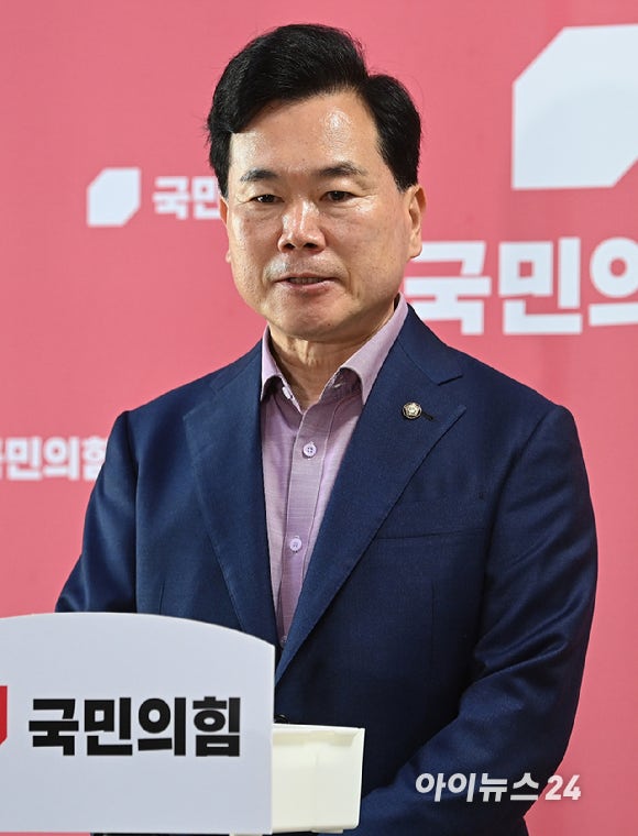 정점식, 원내지도부 인선 완료…부대표에 '친한계' 유용원 포함