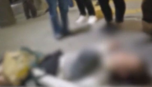 "자꾸 꺼내서 막 꽂아"⋯강남서 쓰러진 여성, 쇼핑백에 프로포폴·주사기 소지